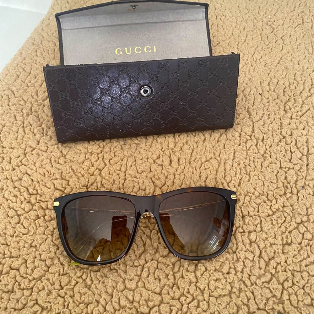 Gucci Sunglasses. LIKE NEW